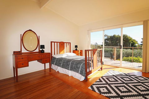 Surfside - Grafton Accommodation 3