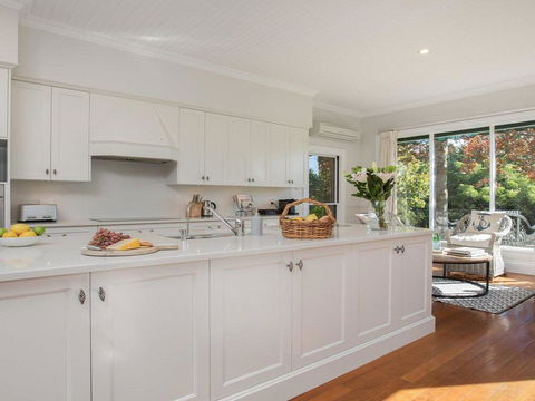 Sutton Downs - Renovated Country Home On 100 Acres - Grafton Accommodation 2