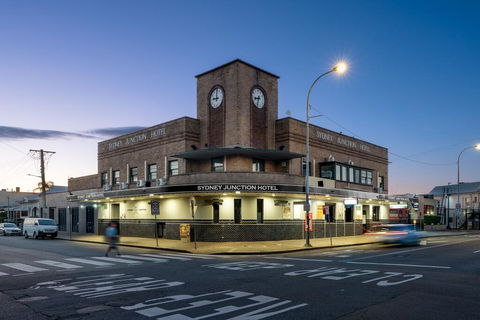 Sydney Junction Hotel - Grafton Accommodation 0