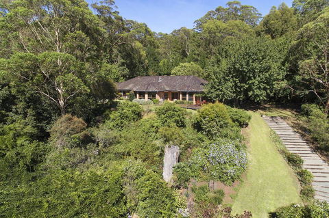 Taliesin - Beautiful 4 Bedroom Home With Amazing Views! - Grafton Accommodation 2