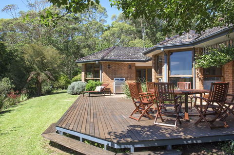 Taliesin - Beautiful 4 Bedroom Home With Amazing Views! - Grafton Accommodation 1