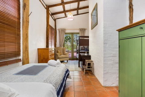 Taradale House Estate - Grafton Accommodation 2