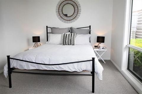 The Beach House - Point Turton - Grafton Accommodation 3