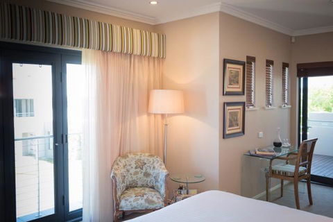 The Beach House At Bayside - Grafton Accommodation 2
