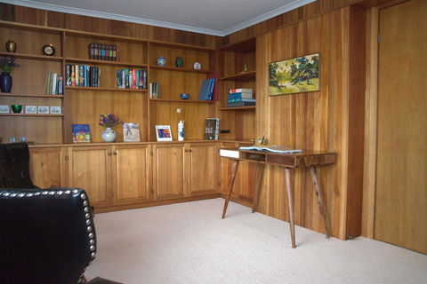 The Hobart Entrance - Grafton Accommodation 12