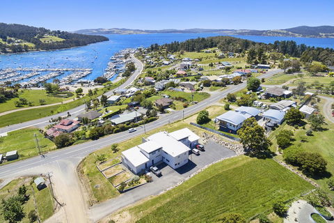 The Cove Kettering - Grafton Accommodation 0
