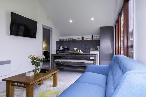 South Arm Luxury Loft - Grafton Accommodation 12