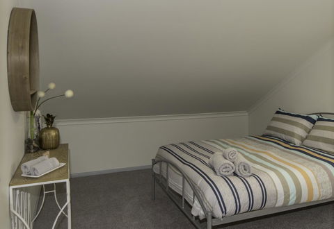 South Arm Luxury Loft - Grafton Accommodation 7