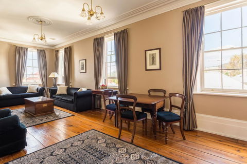 Grand Old Duke - Grafton Accommodation 0