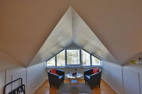 Stamps Of Stanley - Grafton Accommodation 11