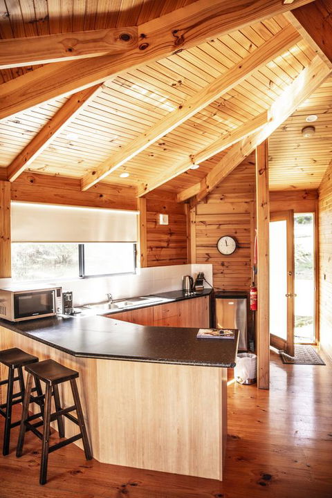 Little Norfolk Bay Events And Chalets - Grafton Accommodation 4