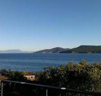 Larus Waterfront Cottage - Grafton Accommodation