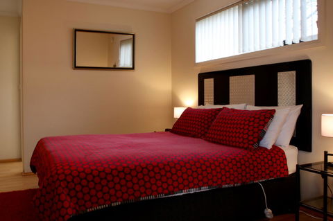 Sails On Port Sorell Boutique Apartments - Grafton Accommodation 13