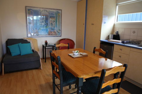 Sails On Port Sorell Boutique Apartments - Grafton Accommodation 11