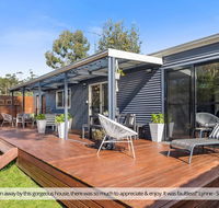 Three Beaches - Grafton Accommodation