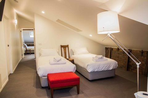 Ratho Farm - Grafton Accommodation 11