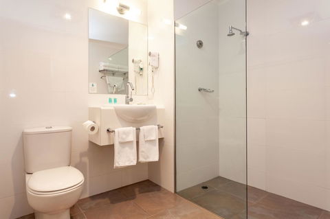 Beachfront Bicheno - Grafton Accommodation 23