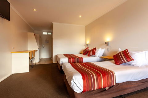 Beachfront Bicheno - Grafton Accommodation 27