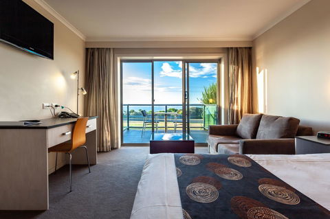 Beachfront Bicheno - Grafton Accommodation 0