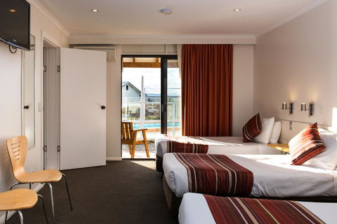Beachfront Bicheno - Grafton Accommodation 30