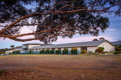 Beachfront Bicheno - Grafton Accommodation 40