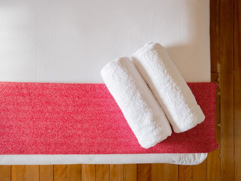 Montacute Boutique Bunkhouse - Grafton Accommodation 14