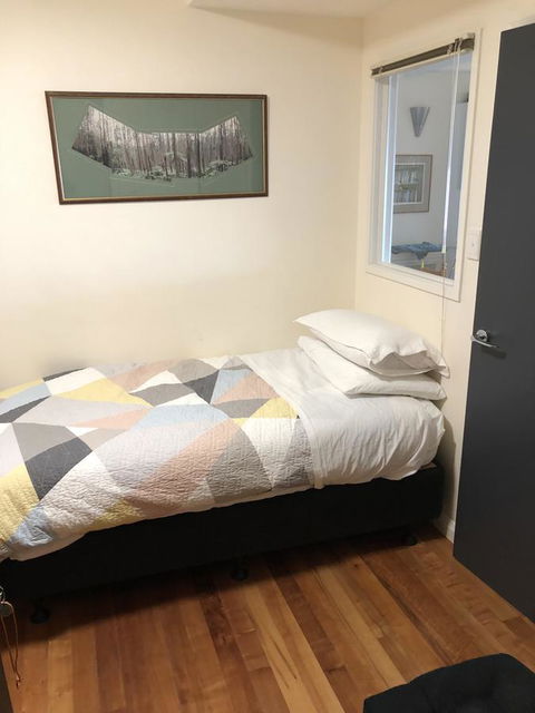 Beachside Taroona With Spa - Grafton Accommodation 13