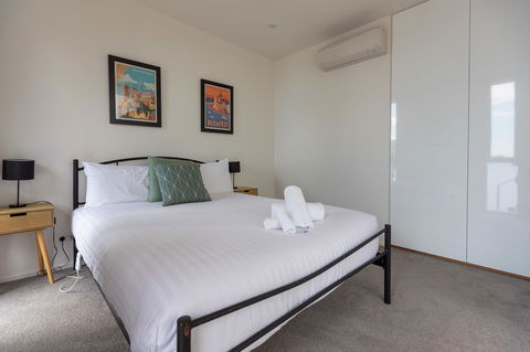 Blessington Beach Retreat - Grafton Accommodation 24
