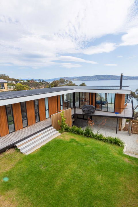 Blessington Beach Retreat - Grafton Accommodation 39
