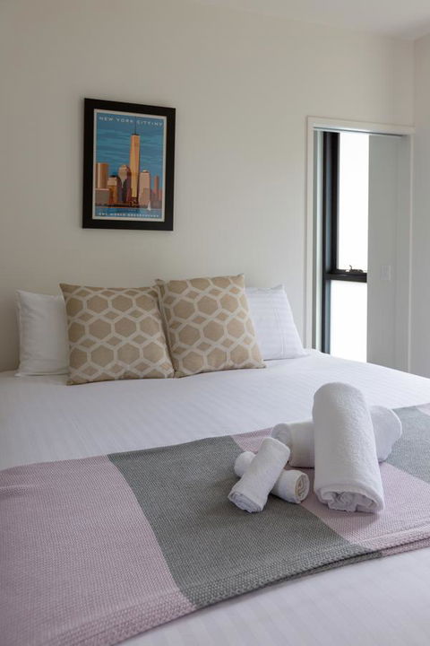 Blessington Beach Retreat - Grafton Accommodation 13