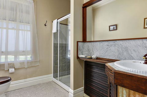 Casilda House - Grafton Accommodation 3