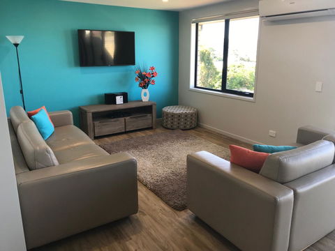 Self Contained Beach View Apartment - Grafton Accommodation 4