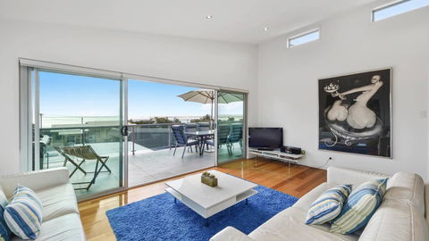 Seas The Day - Seaside Getaway - Grafton Accommodation 4