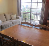 Kitty's Place - Grafton Accommodation
