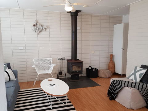 Beach Hut Scamander - Grafton Accommodation 8