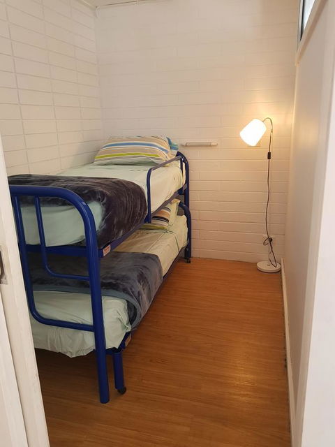 Beach Hut Scamander - Grafton Accommodation 6