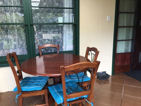 Blue Wren Bungalow - Grafton Accommodation 1