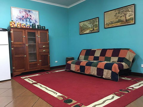Blue Wren Bungalow - Grafton Accommodation 11