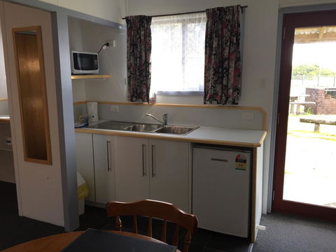 Regatta Point Tavern & Holiday Villas - Grafton Accommodation 17