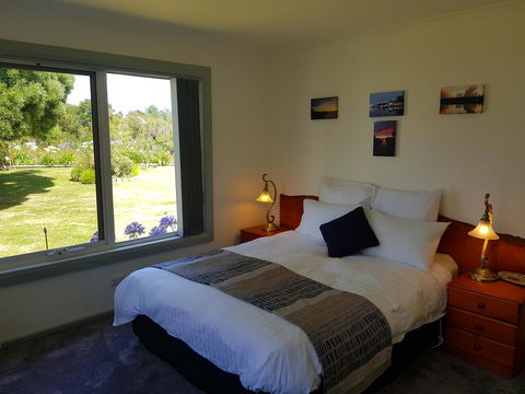 Regatta Point Tavern & Holiday Villas - Grafton Accommodation 34