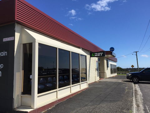 Regatta Point Tavern & Holiday Villas - Grafton Accommodation 16