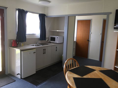 Regatta Point Tavern & Holiday Villas - Grafton Accommodation 1