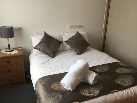 Regatta Point Tavern & Holiday Villas - Grafton Accommodation 19