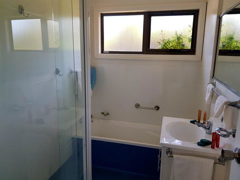 Regatta Point Tavern & Holiday Villas - Grafton Accommodation 33