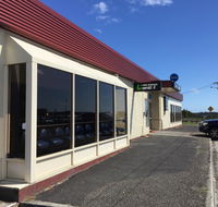 Regatta Point Tavern  Holiday Villas - Grafton Accommodation