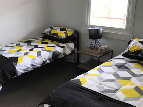 Derby Digs Cottage - Grafton Accommodation 2