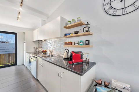 Hawley Beach Escape - Grafton Accommodation 1