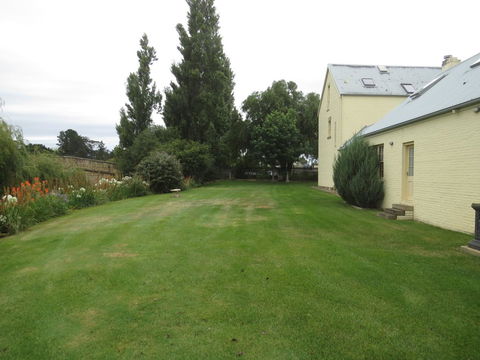 The Mill House Cottage - Grafton Accommodation 3
