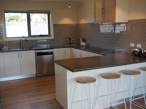 GRANITE BEACH HOUSE @ Bay Of Fires - Grafton Accommodation 5