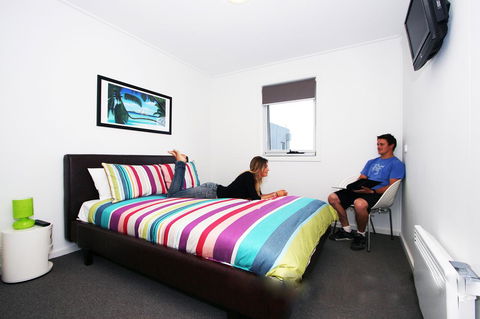 The Island Accommodation - Grafton Accommodation 9